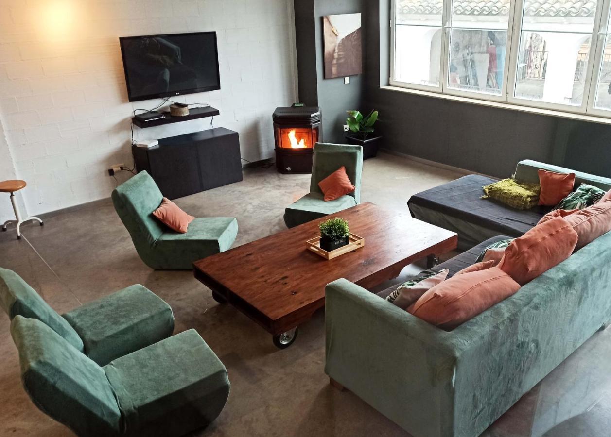 Loft Carrasketa Apartment Alfafara Ngoại thất bức ảnh